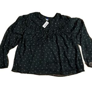 Old Navy Women’s Green Long Sleeve Top